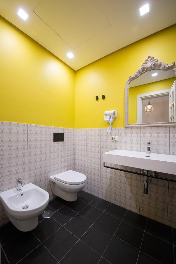 Casa Vittoria Napoli - Santa Lucia Bed & Breakfast Екстериор снимка