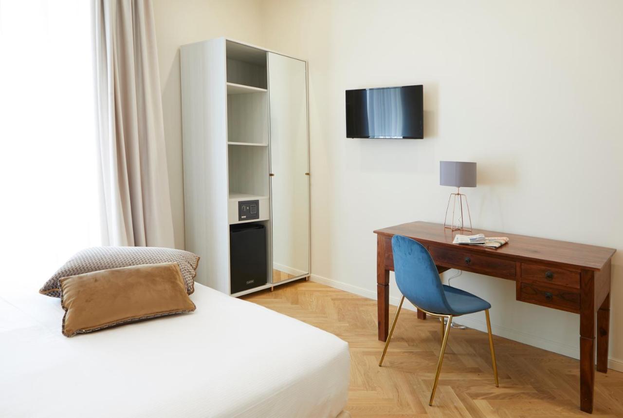 Casa Vittoria Napoli - Santa Lucia Bed & Breakfast Екстериор снимка