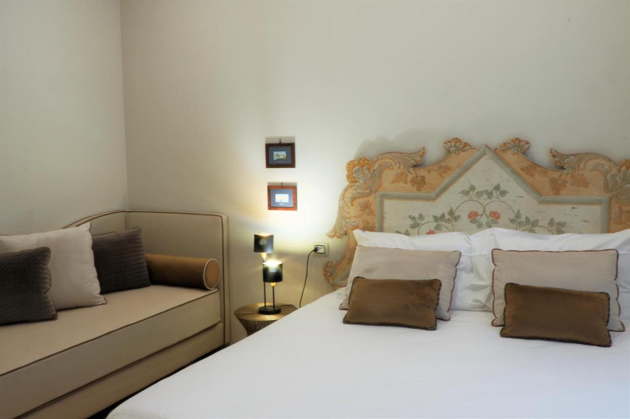 Casa Vittoria Napoli - Santa Lucia Bed & Breakfast Екстериор снимка